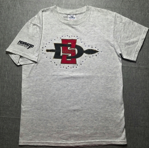 Vintage SDSU Aztecs T-Shirt - Collegiate Pride & Values Unisex Size S - Picture 9 of 9